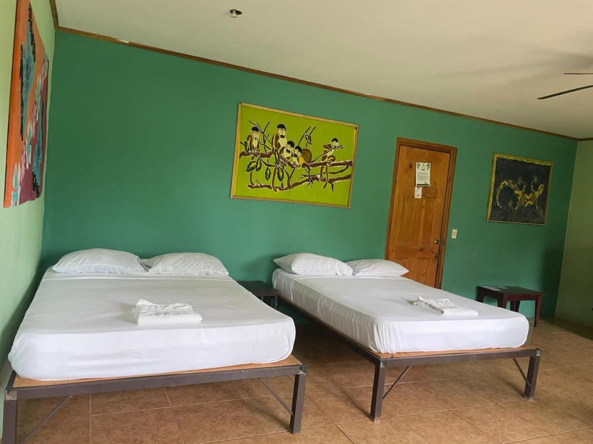 Be My Guest Cabinas Puerto Viejo de Talamanca Esterno foto